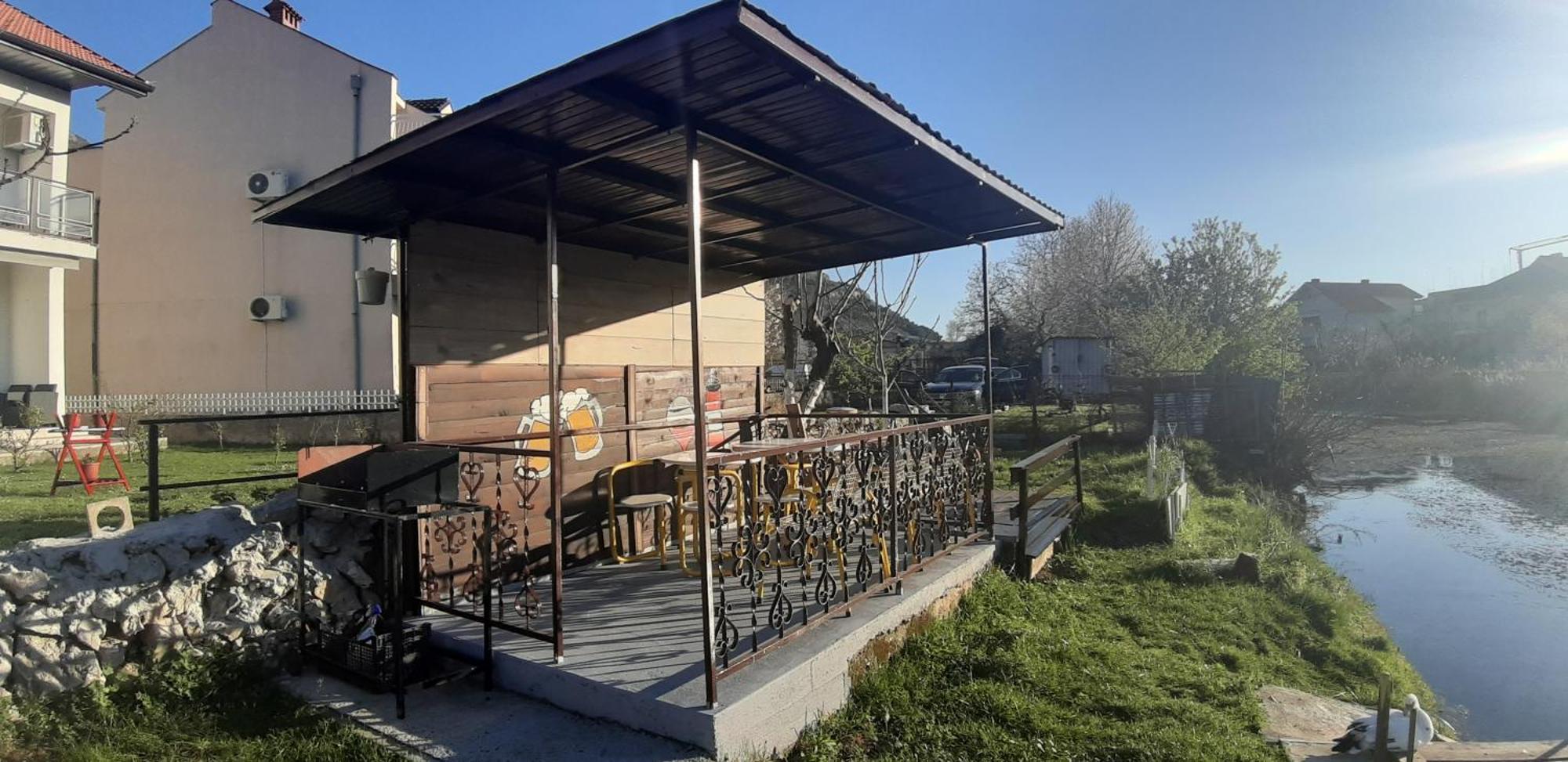 Guesthouse Buco Τρέμπινιε Εξωτερικό φωτογραφία